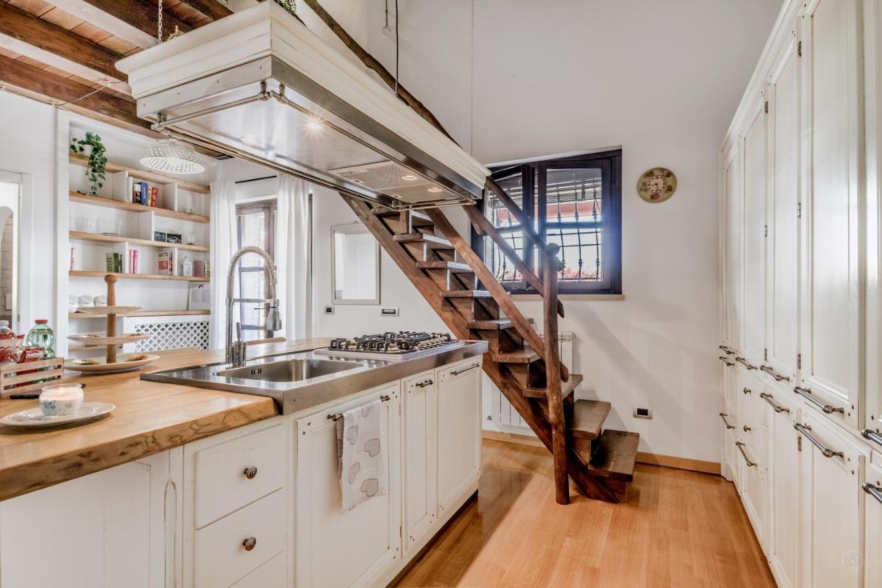 B&B A Casa Di Giulia Guidonia Eksteriør bilde